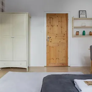 https://warsaw-concierge-wilanowska.warsawhotelspoland.com